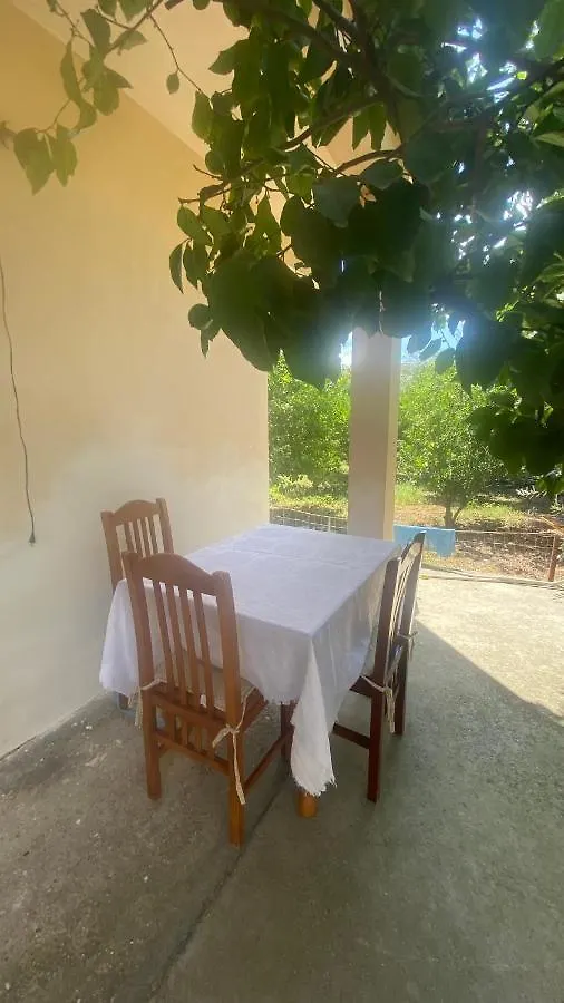 Besart Room Orikum Guest house